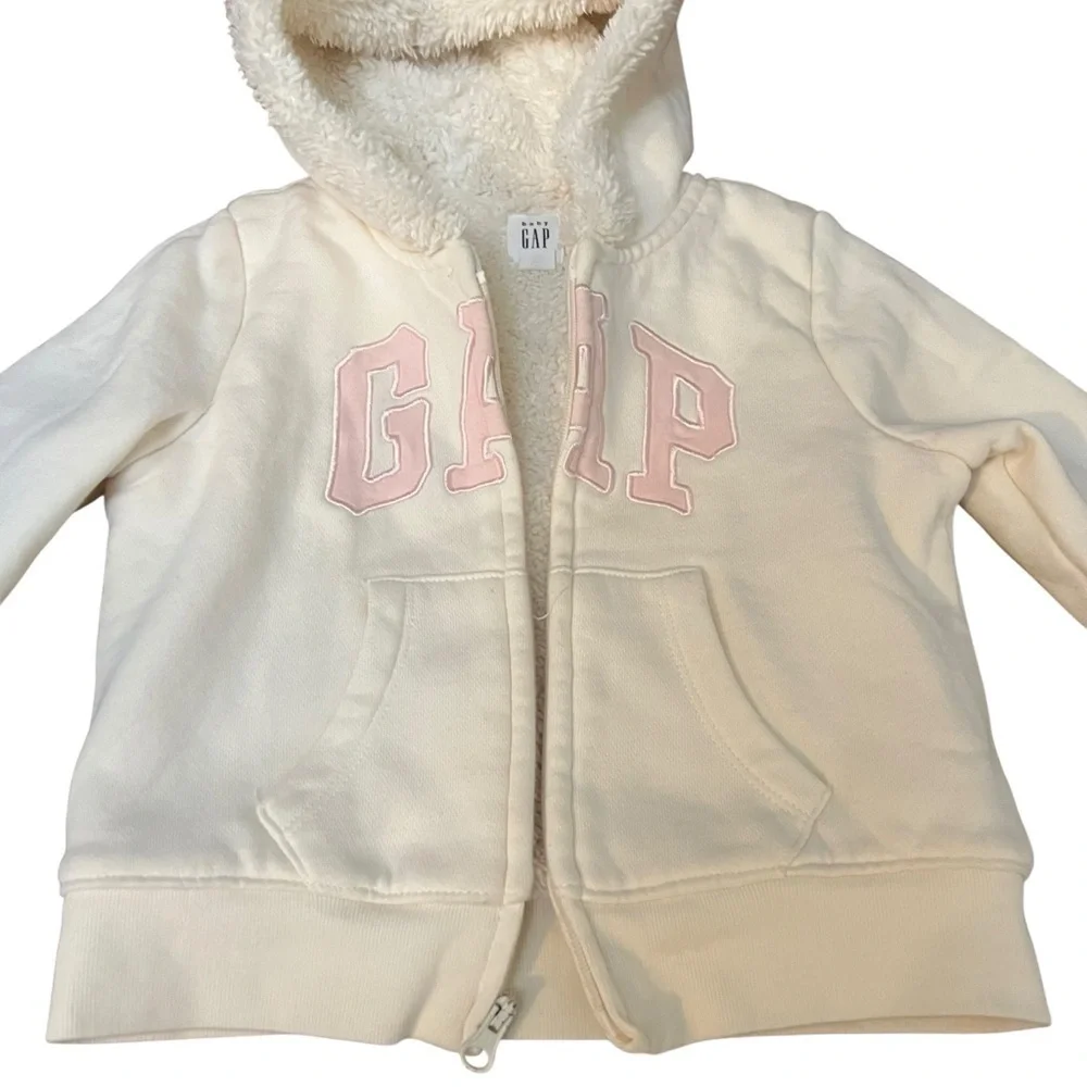 𝅺Baby Gap|Logo CozySherpa Hoodie- Size 12-18months